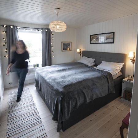Koselig Leilighet I Sentrum Ålesund Esterno foto