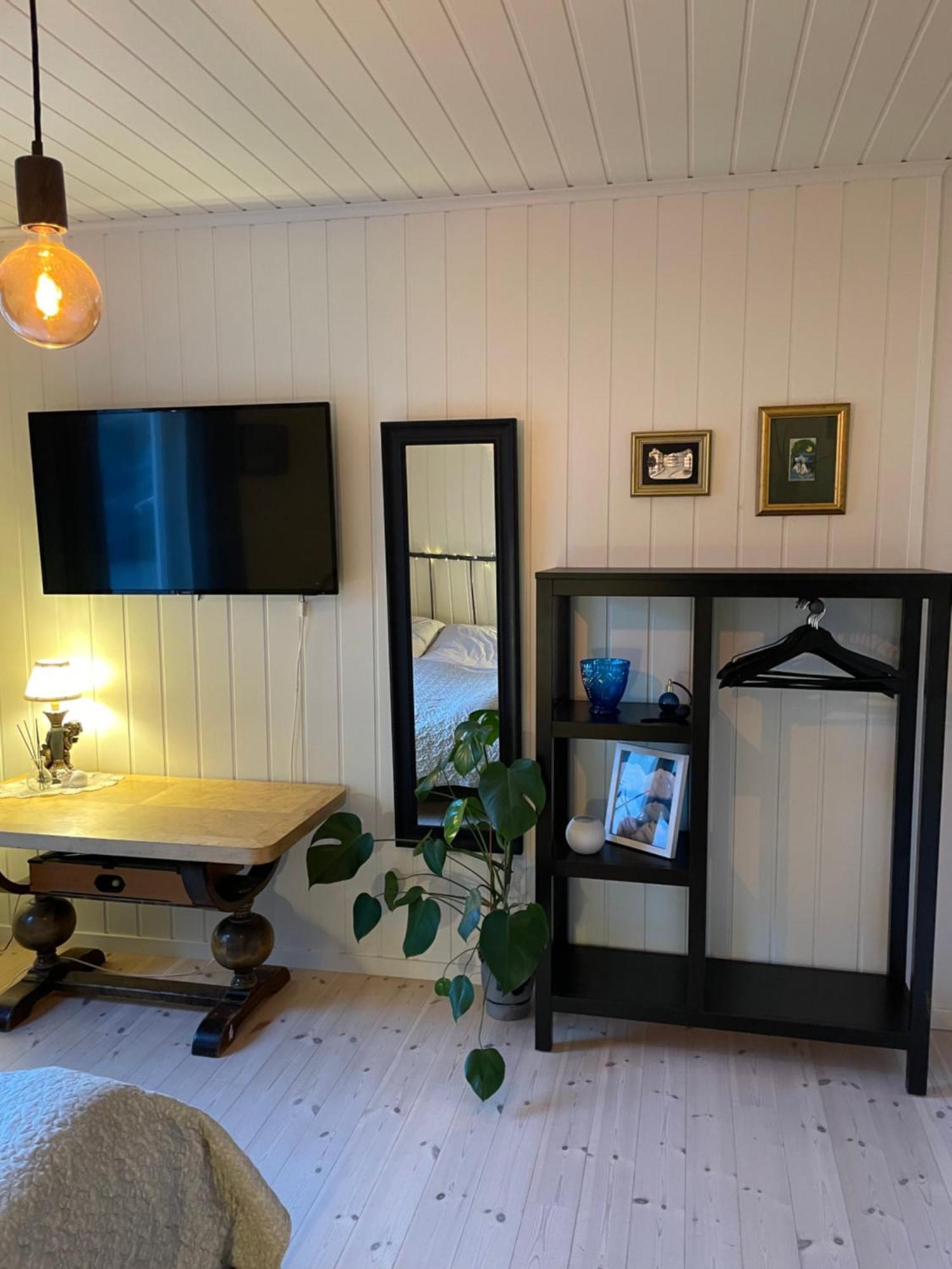 Koselig Leilighet I Sentrum Ålesund Esterno foto