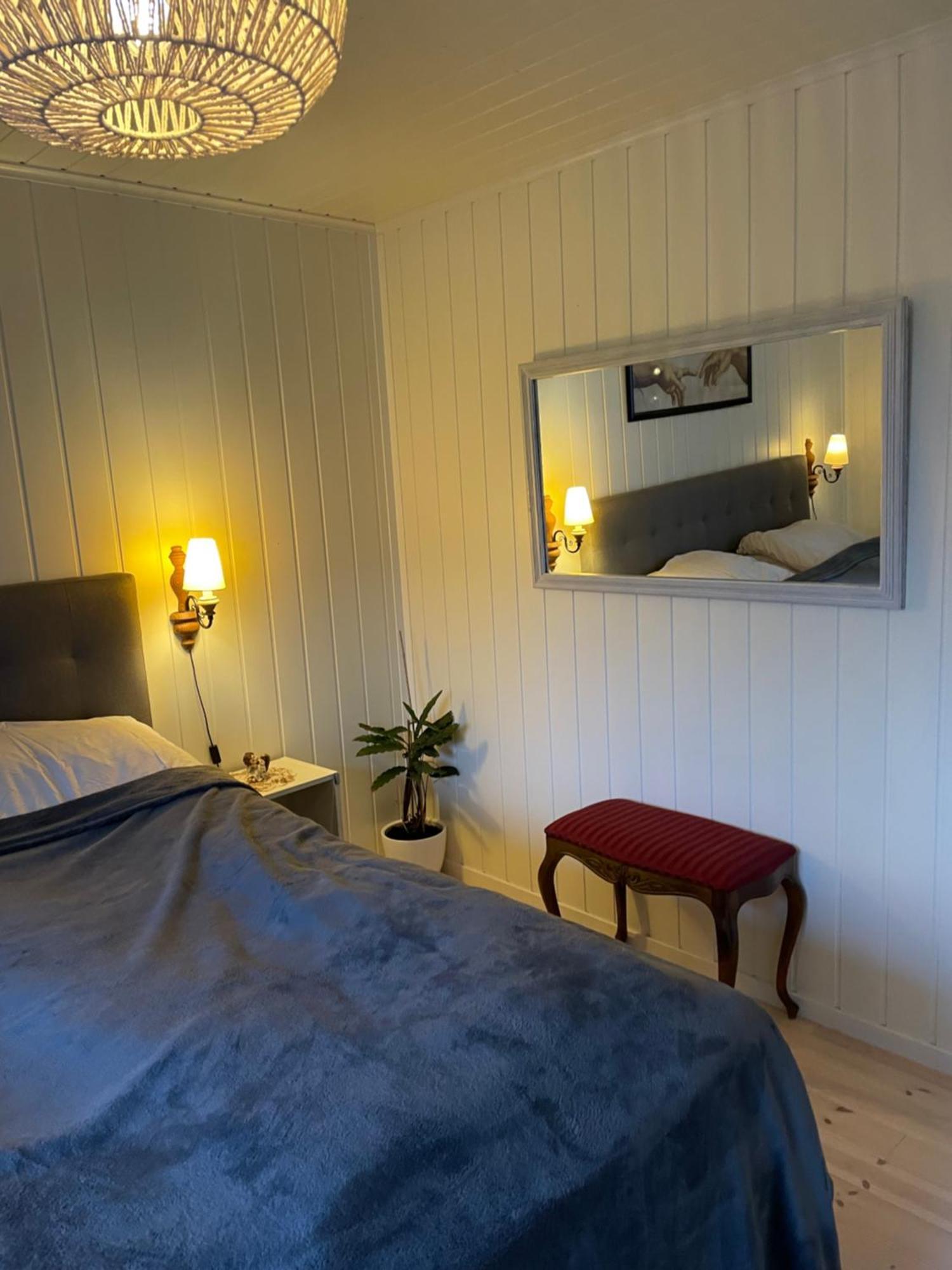 Koselig Leilighet I Sentrum Ålesund Esterno foto